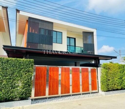 House For sale 4 bedroom 200 m² with land 218 m² in The Delight Cozy, Pattaya