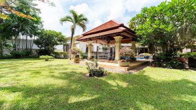 4 Bedroom Luxury Pool Villas in Cherngtalay area