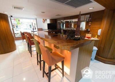 Shophouse for Rent in Suriyawong