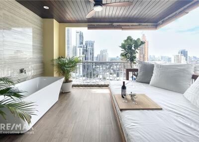 Luxurious 4 Bedroom Penthouse with Awe-Inspiring Views in Asoke