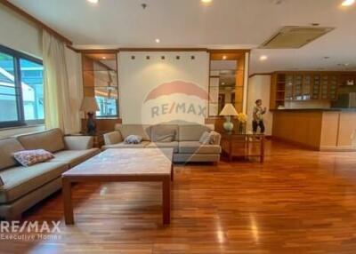 Modern 2 Bed Condo for Rent near BTS Surasak Station on Sathon Road