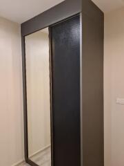 Closet with mirror sliding doors