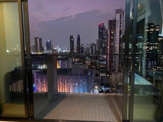 Balcony view of cityscape at dusk