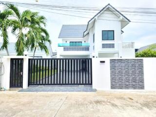 New luxury renovation 2 storey house for sale