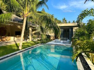 Stunning 4 bedrooms pool villa for sale in Lamai