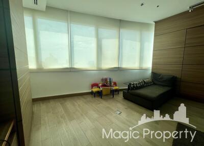 3 Bedroom Duplex for Rent in Millennium Residence, Khlong Toei, Bangkok