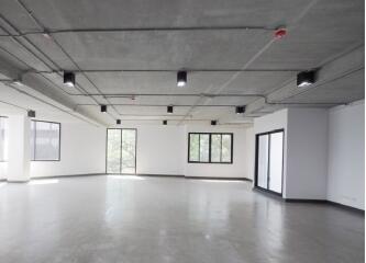 For Rent Bangkok Office Thonglor BTS Thong Lo Watthana