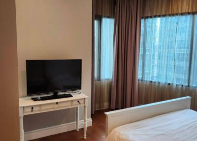 2-BR Condo at Bright Sukhumvit 24 Condominium near BTS Phrom Phong