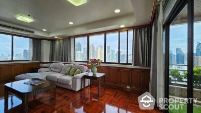 3-BR Condo at Ruamsuk Condominium near BTS Thong Lor