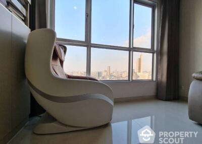 2-BR Condo at Hive Sathorn near BTS Krung Thon Buri