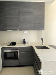 1-BR Condo at The Esse Asoke near MRT Sukhumvit