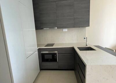 1-BR Condo at The Esse Asoke near MRT Sukhumvit