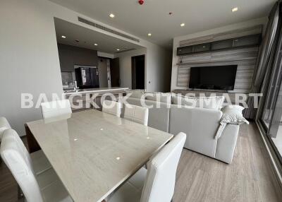 Condo at RHYTHM Charoenkrung Pavillion for rent