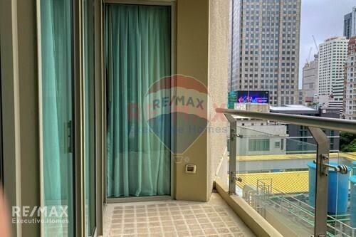 Pet Friendly 2 Bed Condo for Rent 5 Mins Walk from BTS Asoke Sukhumvit