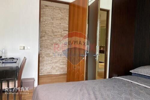 Pet Friendly 2 Bed Condo for Rent 5 Mins Walk from BTS Asoke Sukhumvit