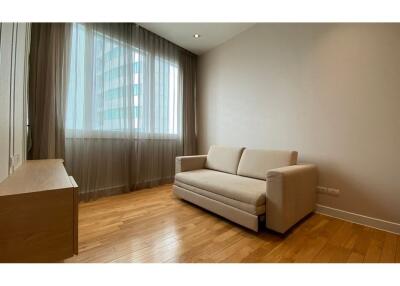 Newly renovated 3 bedroom Millennium Residence