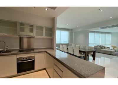 Newly renovated 3 bedroom Millennium Residence