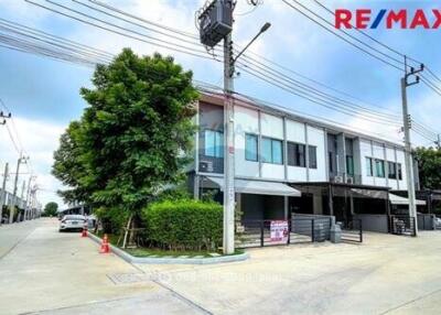 107 Sqm., 3 Beds Townhouse listed for ฿ 3,500,000.