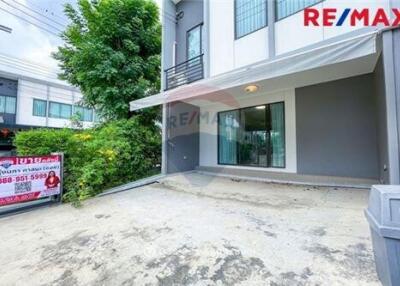 107 Sqm., 3 Beds Townhouse listed for ฿ 3,500,000.