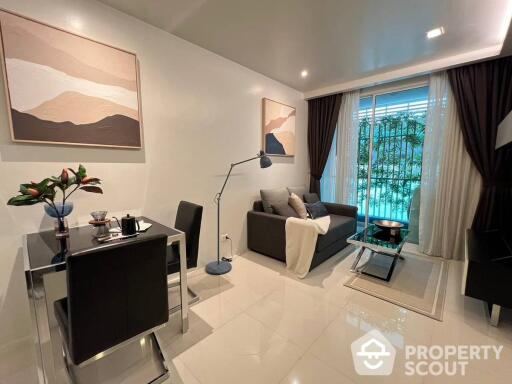 1-BR Serviced Apt. near BTS Phrom Phong