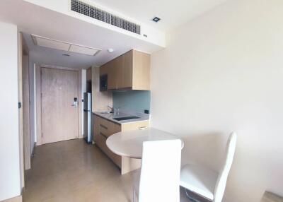 1BEDROOM CONDO FOR SALE PRATAMNUK