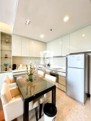 Modern Kitchen with Dining Area