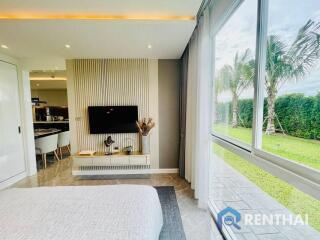 2-Bedroom Fully Furnished Condo in The Coral Pattaya