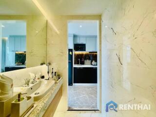 2-Bedroom Fully Furnished Condo in The Coral Pattaya