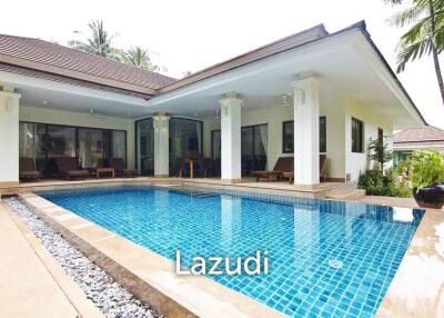 Beautiful 3-Bed Villa with Tropical Garden in Mae Nam