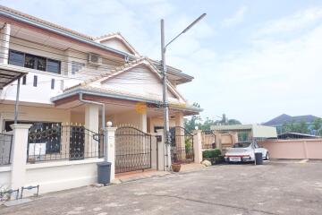 2 bedroom House in Royal Green Park East Pattaya