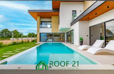 โปรโมชั่นราคาพรีเซลล์! บ้านเดี่ยว Luxury Pool Villa