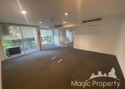 Office Space For Rent in Ekkamai 19, Watthana, Bangkok