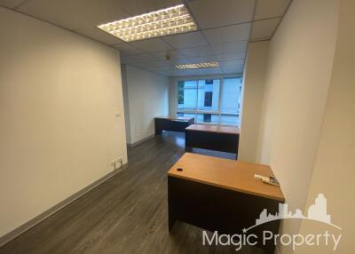 Office Space For Rent in Ekkamai 19, Watthana, Bangkok