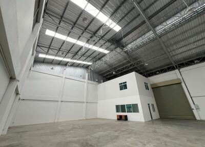 For Rent Samut Prakan Warehouse Pracha Uthit-Wat Khu Sang Phra Samut Chedi