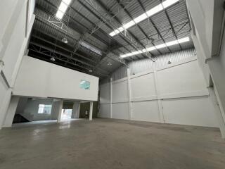 For Rent Samut Prakan Warehouse Pracha uthut-Wat Khu Sang Phra Samut Chedi