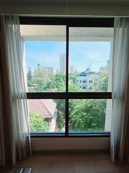 For Rent Bangkok Condo LIV@49 Sukhumvit 49 BTS Thong Lo Watthana