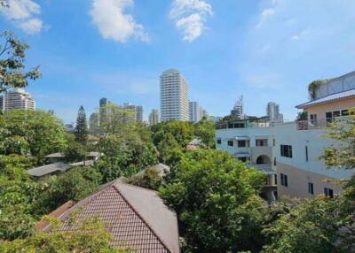 For Rent Bangkok Condo LIV@49 Sukhumvit 49 BTS Thong Lo Watthana