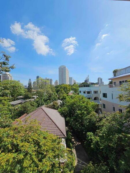 For Rent Bangkok Condo LIV@49 Sukhumvit 49 BTS Thong Lo Watthana