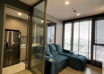 1-BR Condo at Rhythm Charoenkrung Pavilion near BTS Saphan Taksin