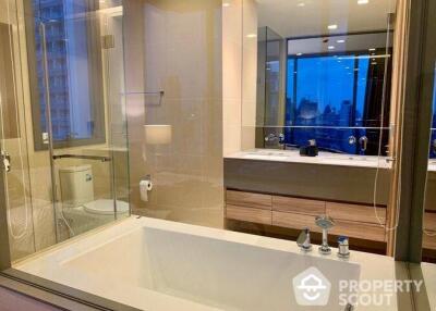 2-BR Condo at The Esse Asoke near MRT Sukhumvit