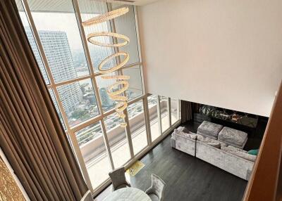 3-BR Penthouse at Watermark Chaophraya near BTS Krung Thon Buri