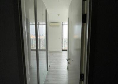 1-BR Condo at Aspace Id Asoke Ratchada near MRT Phra Ram 9