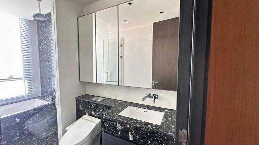 Modern bathroom with a bathtub