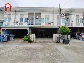 Front view of residential townhouse complex