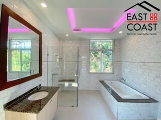 Baan Amphur House for sale in South Jomtien, Pattaya. SH5173