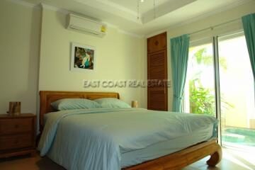 Baan Nai Fhan House for sale in Jomtien, Pattaya. SH5765