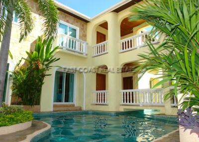 Baan Nai Fhan House for sale in Jomtien, Pattaya. SH5765