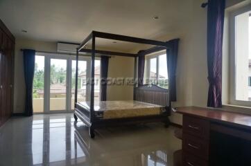 Lakeside Court 2 House for sale in East Pattaya, Pattaya. SH6264