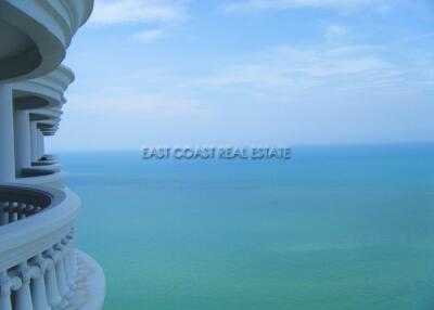 Park Beach Condo for sale in Wongamat Beach, Pattaya. SC5589