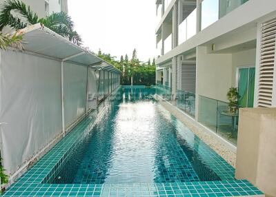 Sunset Boulevard Condo for sale in Pratumnak Hill, Pattaya. SC5965